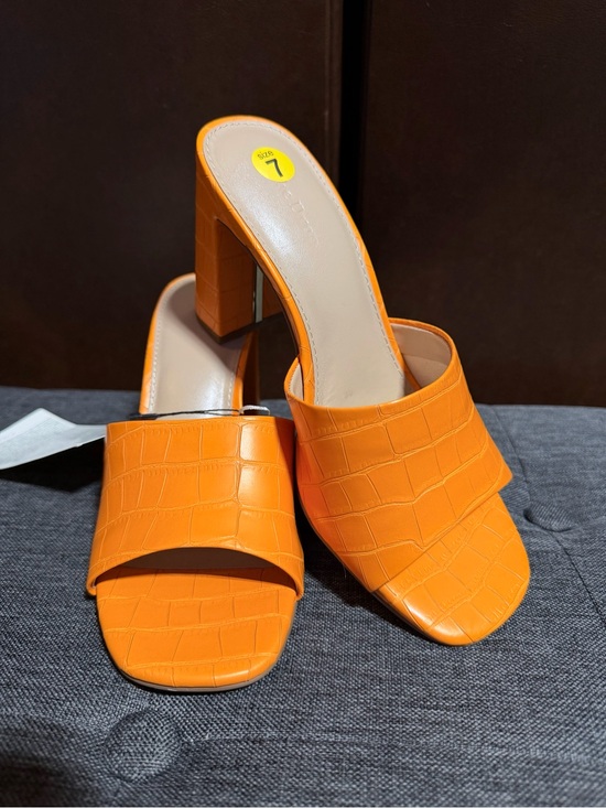 The Drop Shoes - The Drop Pattie Orange Croc Block Heel Mule Sandals Size 7